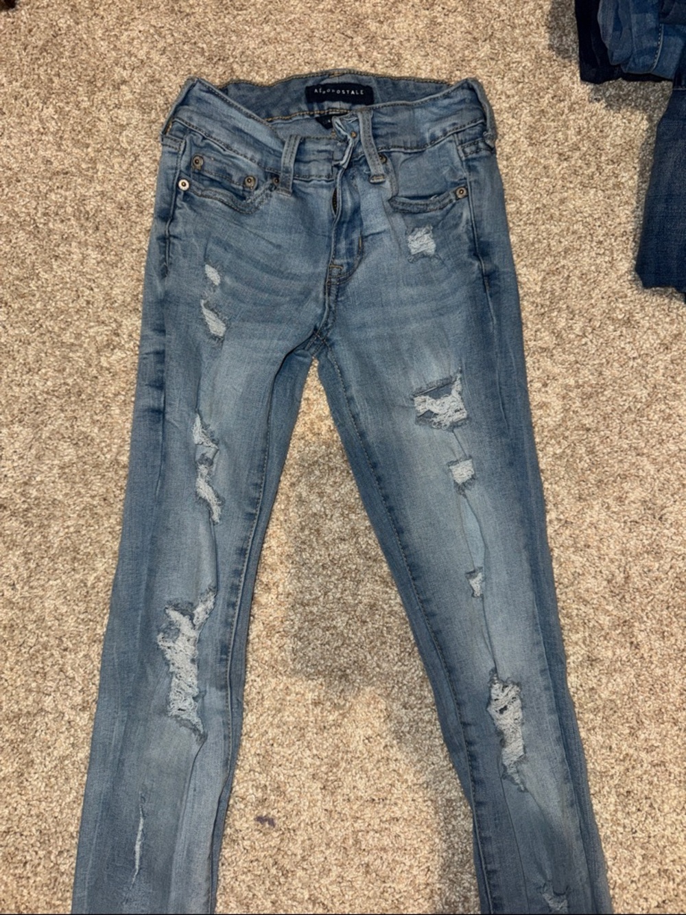 Aeropostale Women's Light Blue Distressed Skinny Jeans